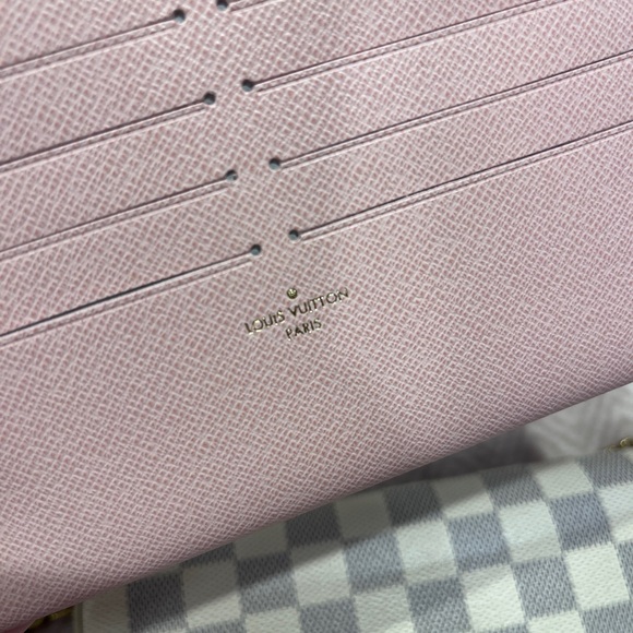 Louis Vuitton Félicie Pochette in Damier Azur Canvas - Picture 6 of 16